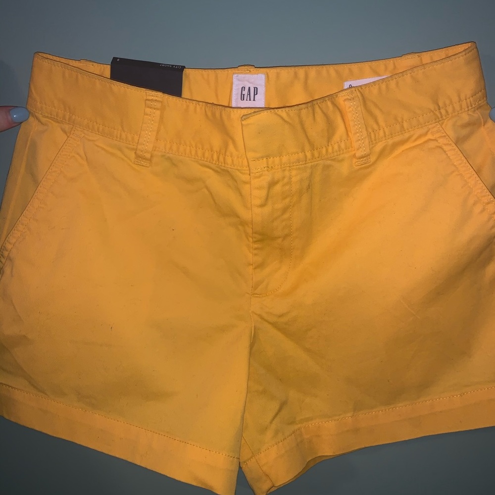 Gap shorts